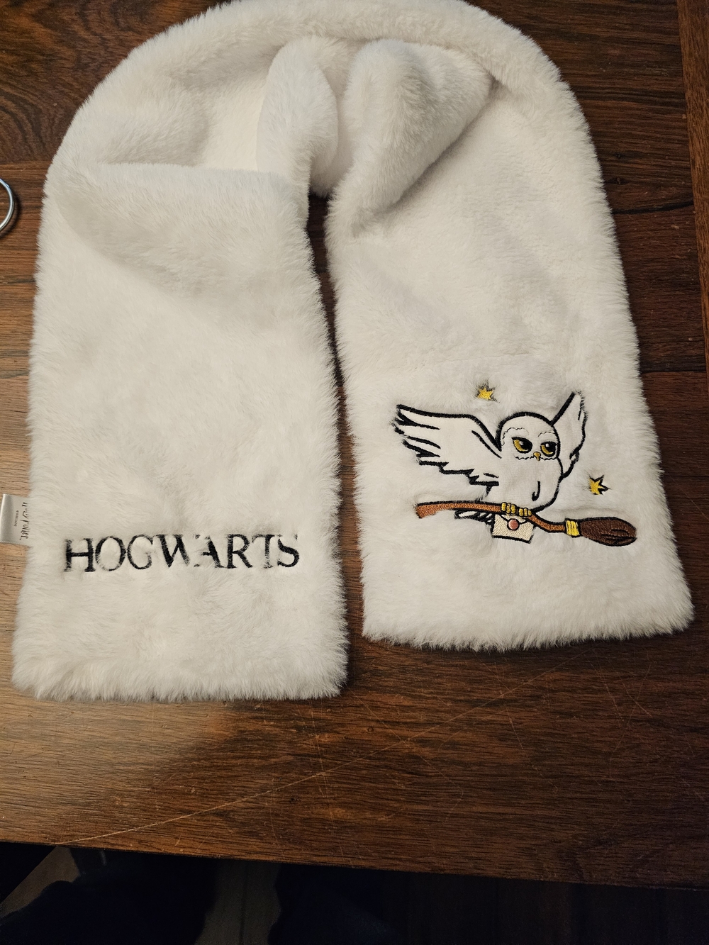 White Plush Kids Scarf with Owl Embroidery